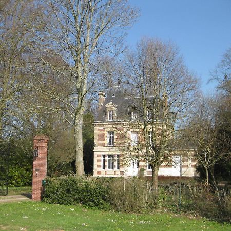 Chateau De Launay Mery-Corbon Exterior photo